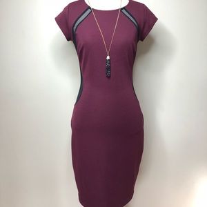 Cranberry Guess Dress 👗 size:Small